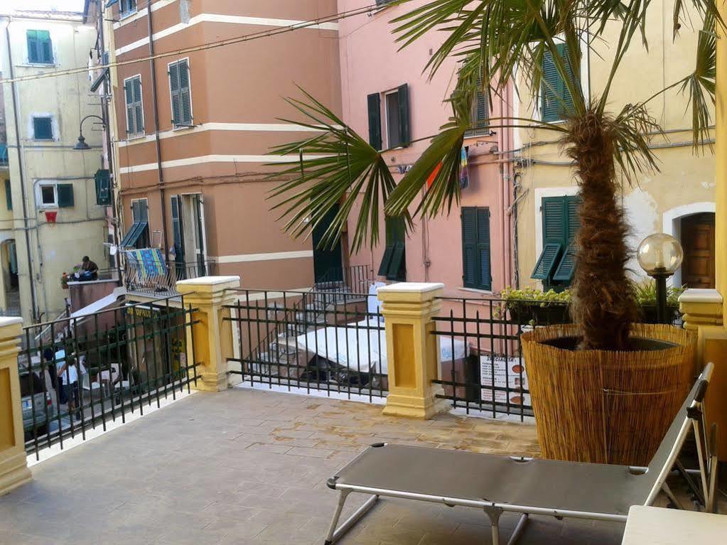 Hotel Pino Lerici Exterior foto